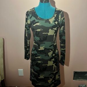 Camo long sleeve casual dress
